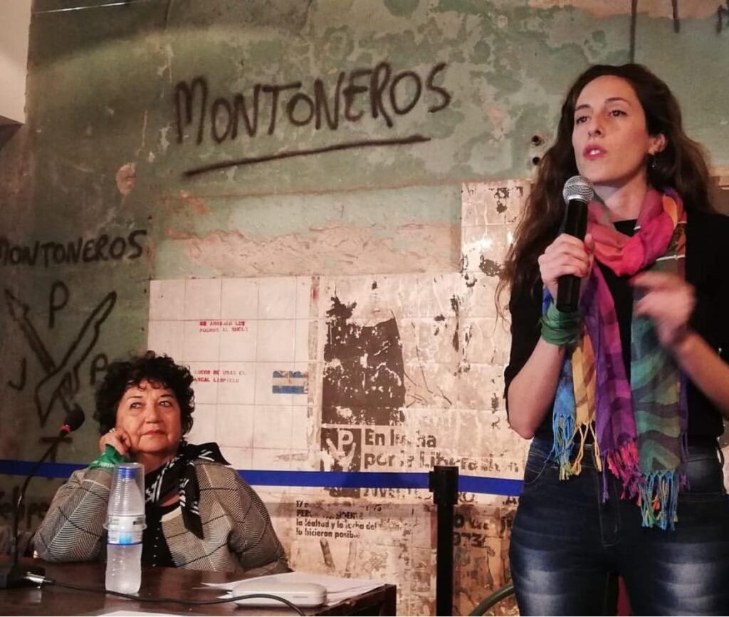 Abaigar con "montoneros" de fondo